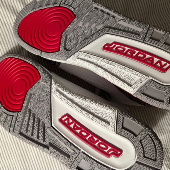 2018 Jordan 3 Retro - Picture 3 of 9